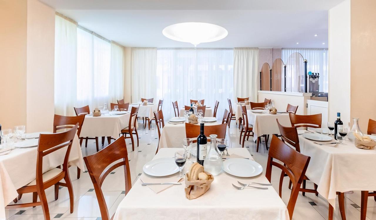 Hotel Souvenir 벨레지아아지마리나 외부 사진